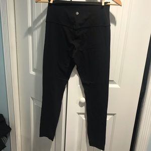 Lululemon black pant leggings size 4